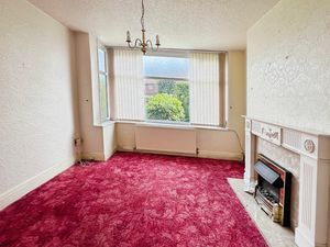 Lounge- click for photo gallery